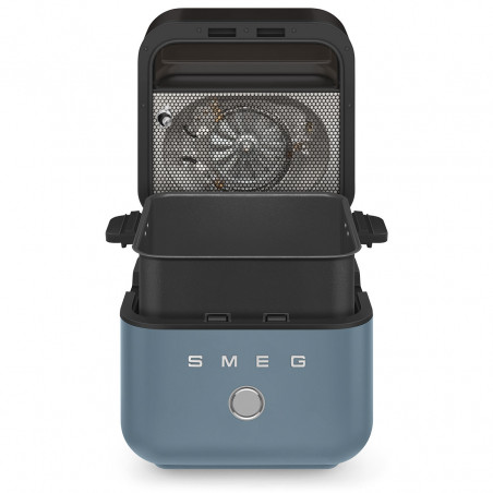 Φριτέζα θερμού αέρα Smeg Collezione AFC01SBMAU, 1450 W, 7,3 λίτρα, 40-200 °C, 7 προγράμματα, Διπλή λειτουργία, Έλεγχος μέσω οθόνης αφής, Χρονοδιακόπτης, LED, Μπλε